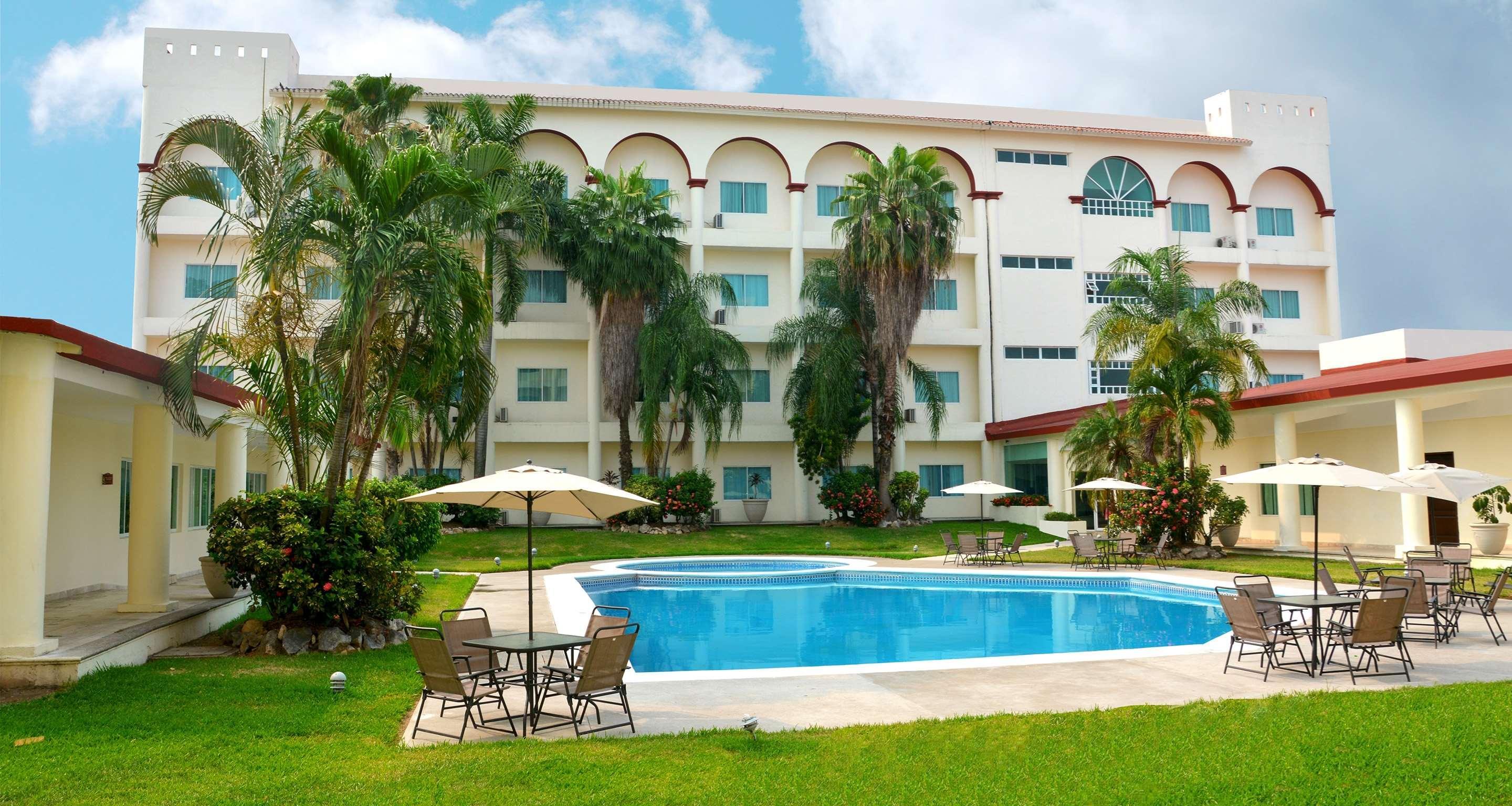 Gran Tuxtepec Plaza Hotel Bagian luar foto