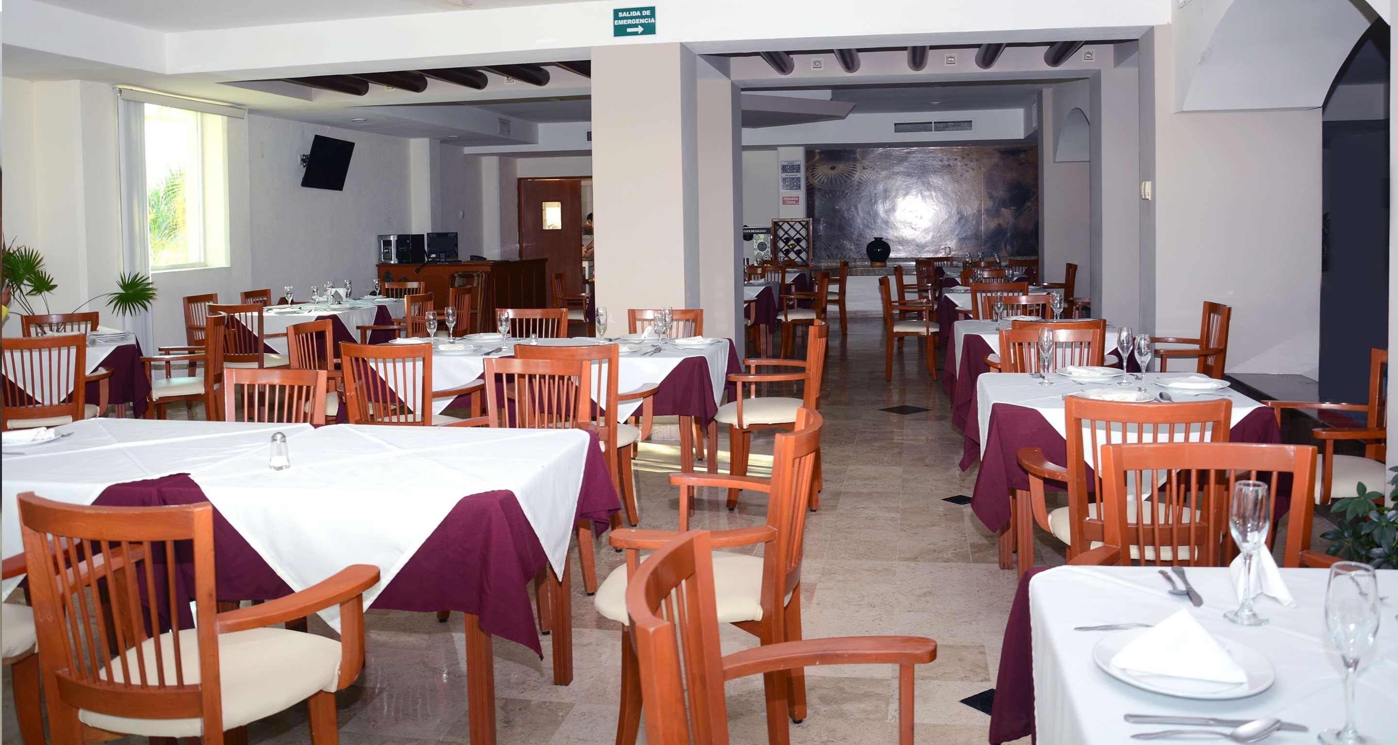 Gran Tuxtepec Plaza Hotel Bagian luar foto