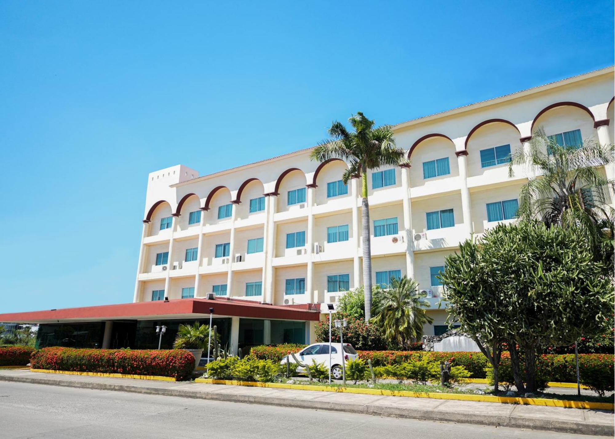 Gran Tuxtepec Plaza Hotel Bagian luar foto
